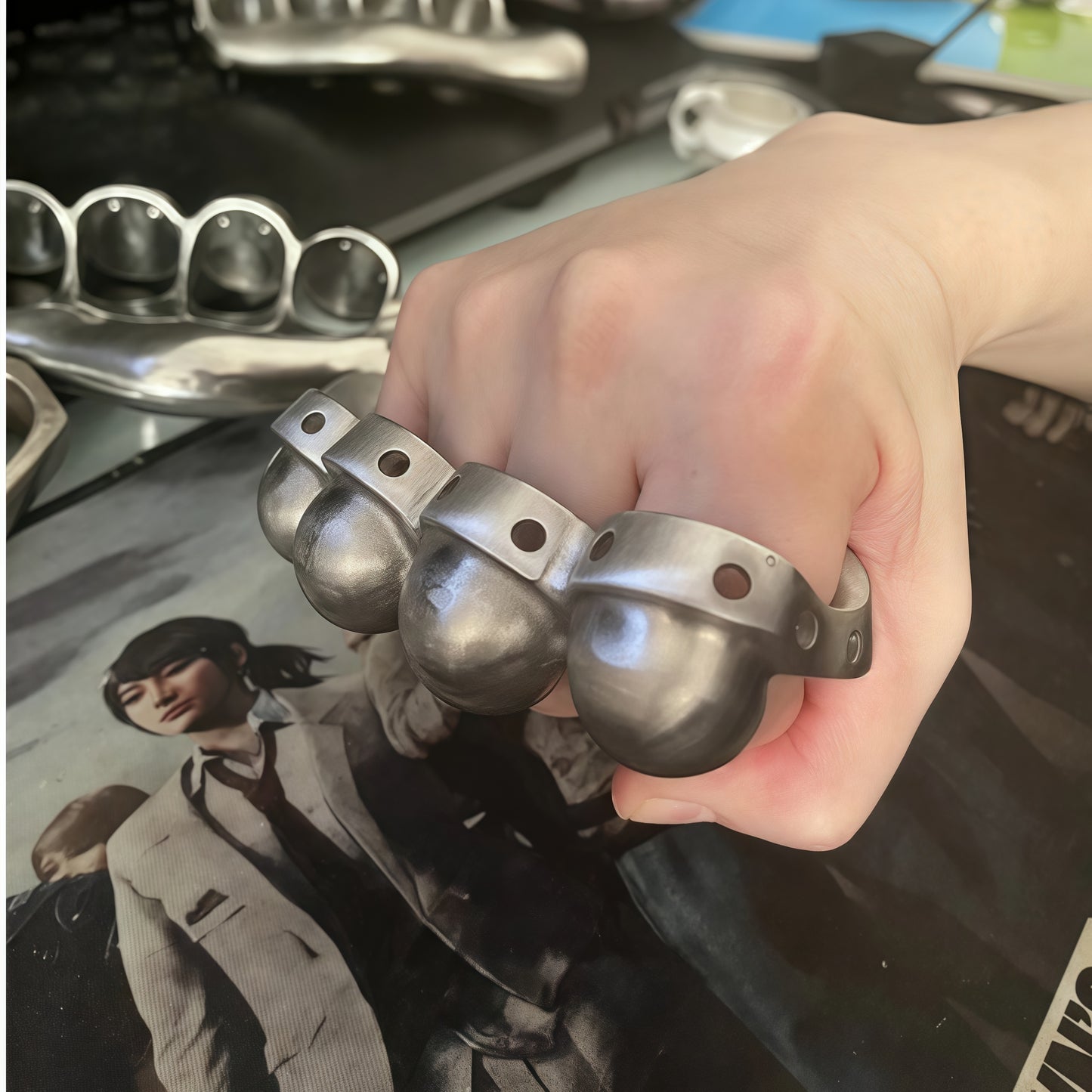 Self-defense finger knuckle protectors