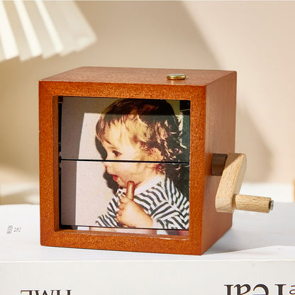 Custom Photo Flipbook Frame Animation Machine Mechanical Hand-cranked Flipbook Box Photo Album with Light Unique Valentine's Day Gifts