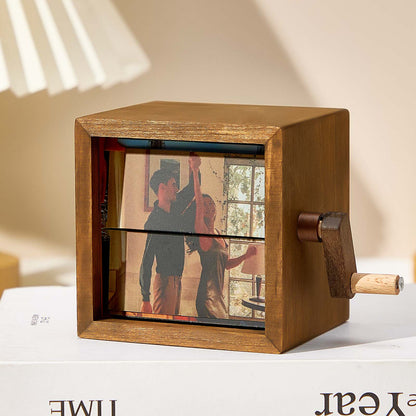 Custom Photo Flipbook Frame Animation Machine Mechanical Hand-cranked Flipbook Box Photo Album with Light Unique Valentine's Day Gifts