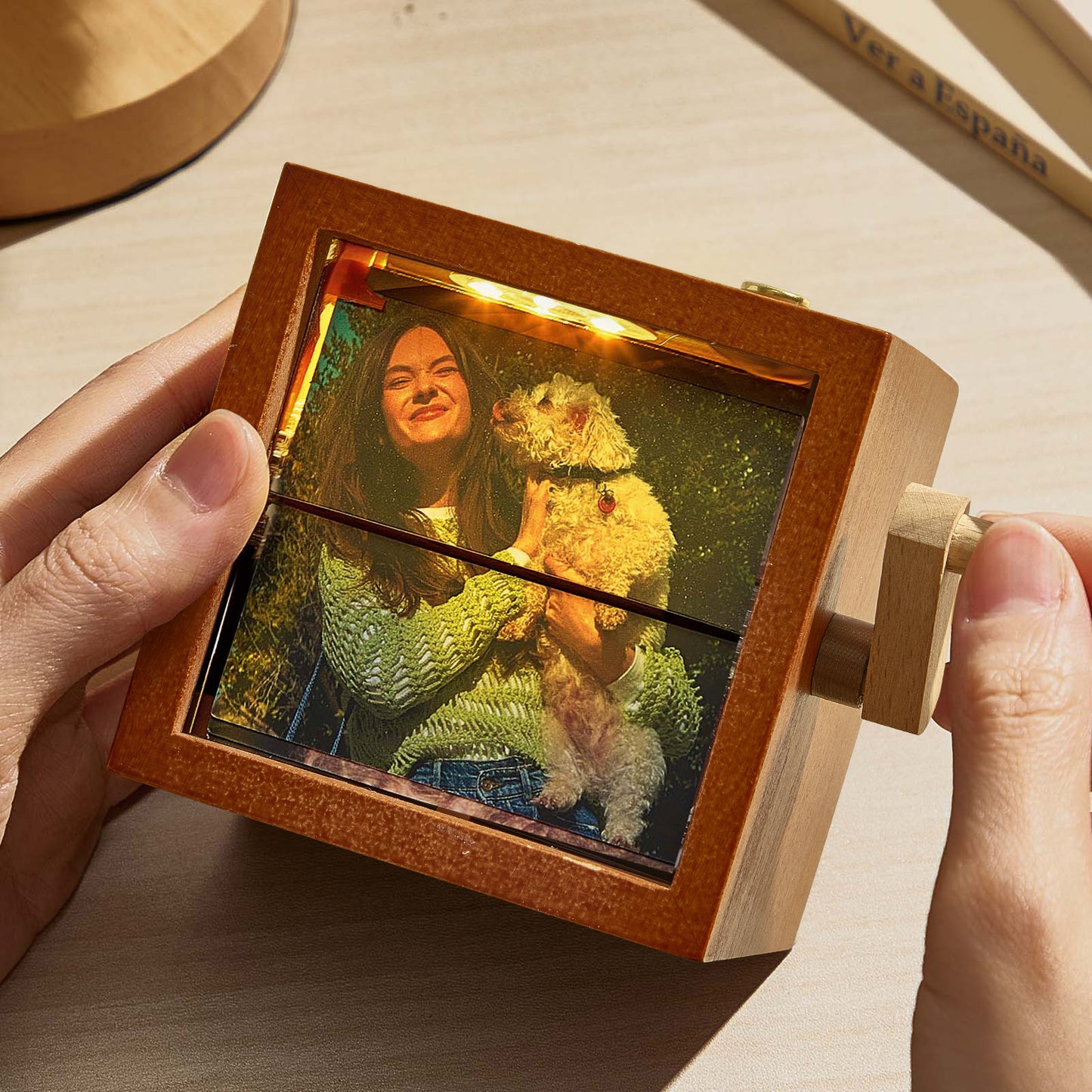 Custom Photo Flipbook Frame Animation Machine Mechanical Hand-cranked Flipbook Box Photo Album with Light Unique Valentine's Day Gifts